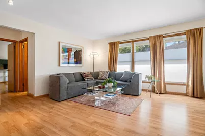 4025 Chowen Avenue S, Minneapolis, MN 55410 - Photo 9