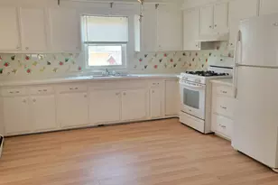 120 4th Ave NE, Waseca, MN 56093 - Photo 3