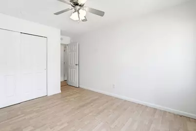 2740 Pleasant Ave #102, Minneapolis, MN 55408 - Photo 9