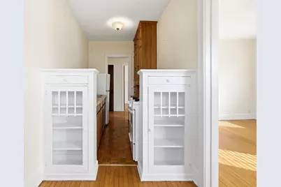 220 E 19th Street #201, Minneapolis, MN 55403 - Photo 9