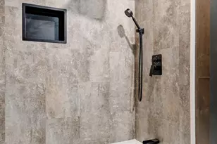 1562 David St, Saint Paul, MN 55119 - Photo 33