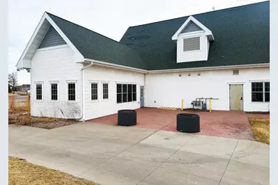 4400 Clubhouse Drive S, Fargo, ND 58104 - Photo 17