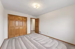 10385 Yates Dr N, Brooklyn Park, MN 55443 - Photo 33