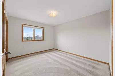 10385 Yates Drive N, Brooklyn Park, MN 55443 - Photo 27