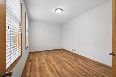 10385 Yates Drive N, Brooklyn Park, MN 55443 - Photo 7