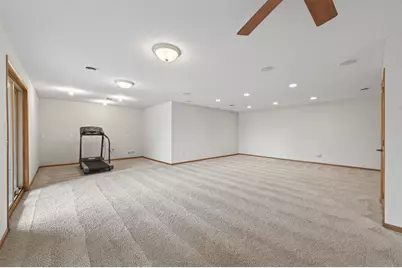 10385 Yates Drive N, Brooklyn Park, MN 55443 - Photo 37