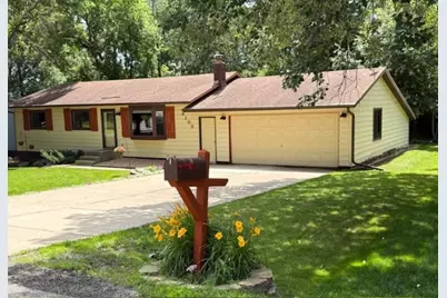 2108 Irvine Place, Alexandria, MN 56308 - Photo 1