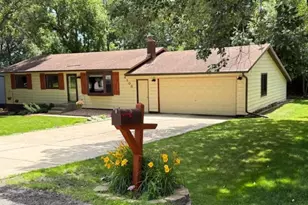 2108 Irvine Pl, Alexandria, MN 56308 - Photo 1