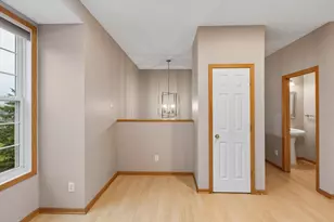 5561 Elm Grove Ct, New Hope, MN 55428 - Photo 7