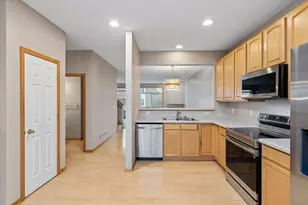 5561 Elm Grove Ct, New Hope, MN 55428 - Photo 9