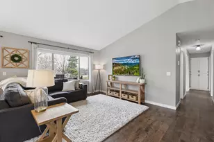 8444 Underwood Ln N, Maple Grove, MN 55369 - Photo 9