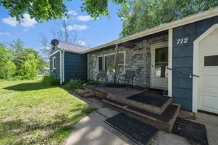 712 Meadowlark Dr SW, Alexandria, MN 56308 - Photo 3