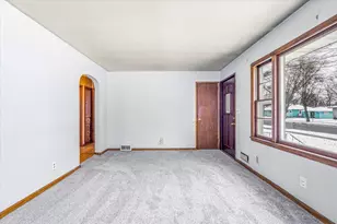 129 32nd Ave N, Saint Cloud, MN 56303 - Photo 5