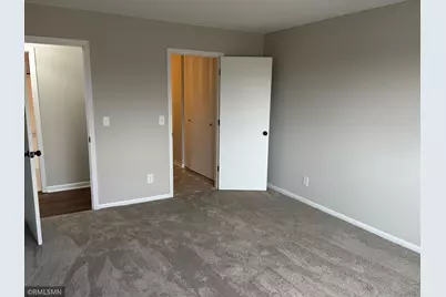 2801 Flag Avenue N #323, New Hope, MN 55427 - Photo 11