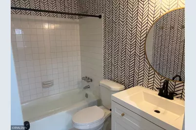 2801 Flag Avenue N #323, New Hope, MN 55427 - Photo 15