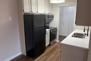 2801 Flag Ave N, New Hope, MN 55427 - Photo 3