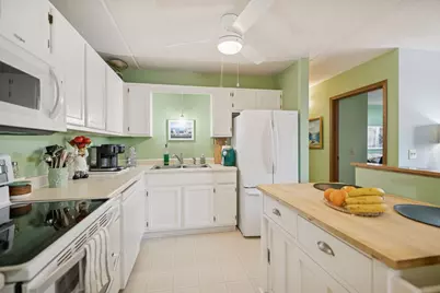 2601 Kenzie Terrace #330, Saint Anthony, MN 55418 - Photo 11