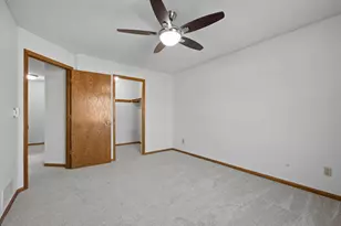 1102 Black Oak Dr, New Brighton, MN 55112 - Photo 25