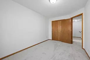 1102 Black Oak Dr, New Brighton, MN 55112 - Photo 29