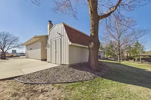 304 12th Ave SE, Melrose, MN 56352 - Photo 9