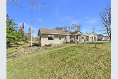 304 12th Avenue SE, Melrose, MN 56352 - Photo 3