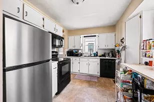 2111 Fremont Ave E, Saint Paul, MN 55119 - Photo 3