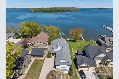 208 E Lake Street, Waconia, MN 55387 - Photo 5