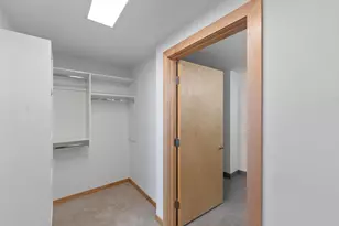 1240 S 2nd St, Minneapolis, MN 55415 - Photo 25