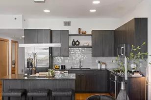 1240 S 2nd St, Minneapolis, MN 55415 - Photo 9