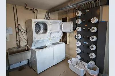 2507 Bryant Avenue S #002, Minneapolis, MN 55405 - Photo 7