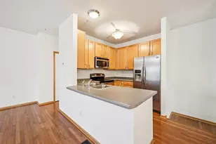 4980 Garland Ct N, Plymouth, MN 55446 - Photo 9