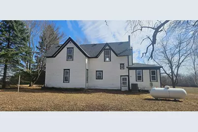 4528 415th Avenue NE, Braham, MN 55006 - Photo 5