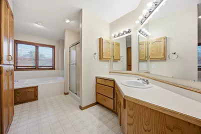 4213 S Rivershore Drive, Moorhead, MN 56560 - Photo 15