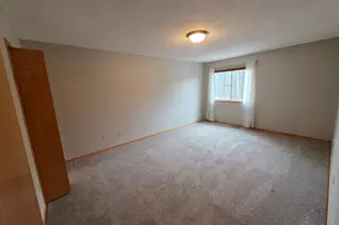 1795 Donegal Dr, Woodbury, MN 55125 - Photo 5