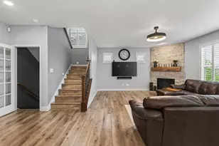721 Juniper Ave N, Lake Elmo, MN 55042 - Photo 11