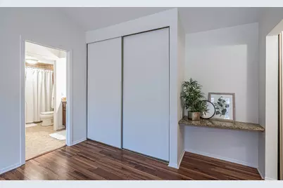 4548 Cedar Lake Road S #6, Saint Louis Park, MN 55416 - Photo 5