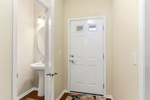 586 Sutherland Dr, Woodbury, MN 55129 - Photo 7