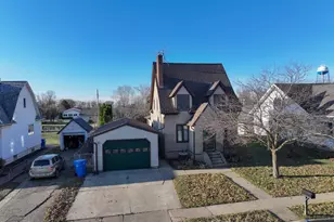 435 Harrison St, Lewiston, MN 55952 - Photo 33