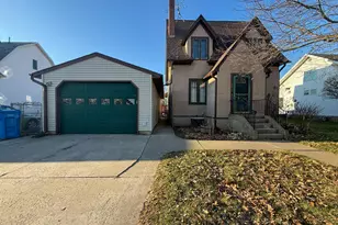 435 Harrison St, Lewiston, MN 55952 - Photo 1