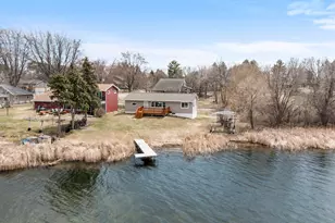 524 Lakeshore Cir, Annandale, MN 55302 - Photo 1