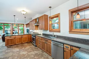 1286 Fairmount Ave, Saint Paul, MN 55105 - Photo 9