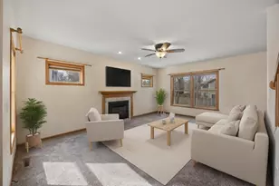 5335 Barry Ln, White Bear Lake, MN 55110 - Photo 9