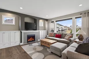 10922 Brookside Trail N, Champlin, MN 55316 - Photo 9