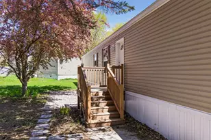 175 Highview Cir, Watertown, MN 55388 - Photo 5