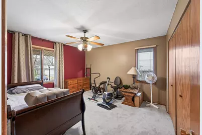 187 Valleyside Drive, Saint Paul, MN 55119 - Photo 11