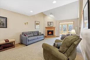 1362 Riverside Dr, River Falls, WI 54022 - Photo 23