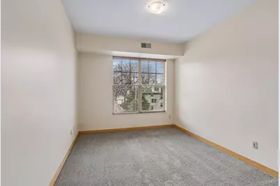 2900 University Avenue SE #305, Minneapolis, MN 55414 - Photo 17