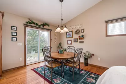 200 Foxfire Drive, Mankato, MN 56001 - Photo 7