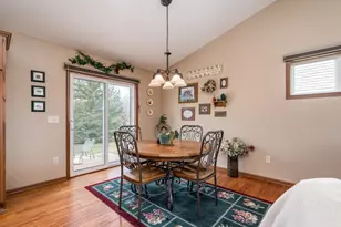 200 Foxfire Dr, Mankato, MN 56001 - Photo 7