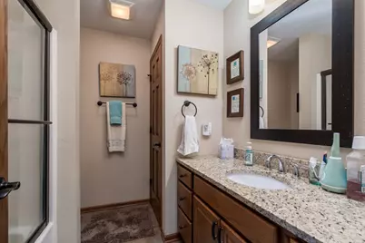 200 Foxfire Drive, Mankato, MN 56001 - Photo 17